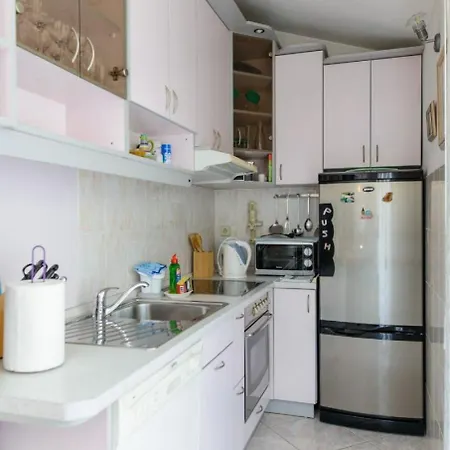 Bozo Apartment *