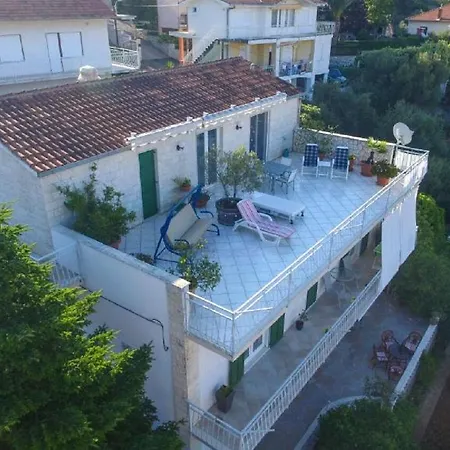 Bozo Apartment
